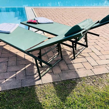 Ferienwohnung Al Cascinale Peschiera Del Garda Exterior foto