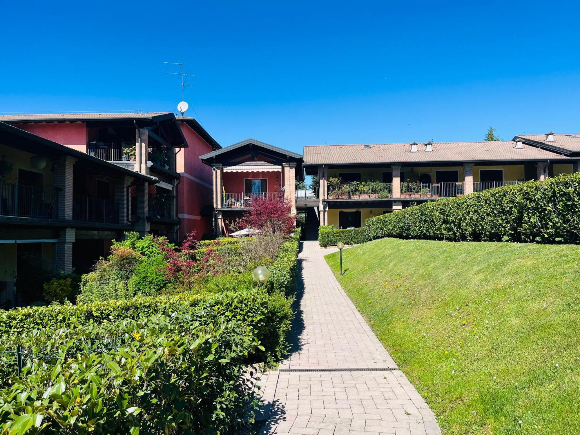 Ferienwohnung Al Cascinale Peschiera Del Garda Exterior foto
